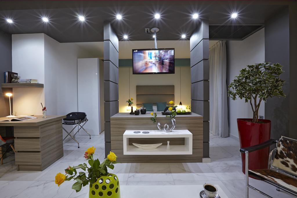 Sokratis Hotel Nea Moudania Quarto foto