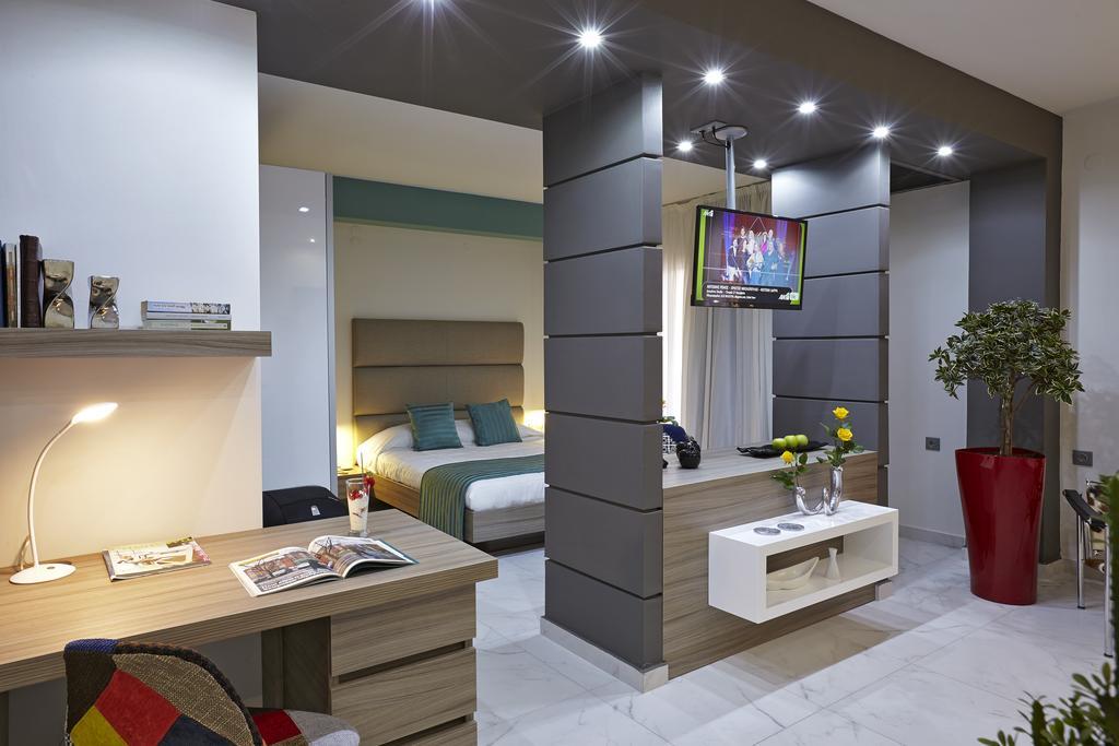 Sokratis Hotel Nea Moudania Quarto foto